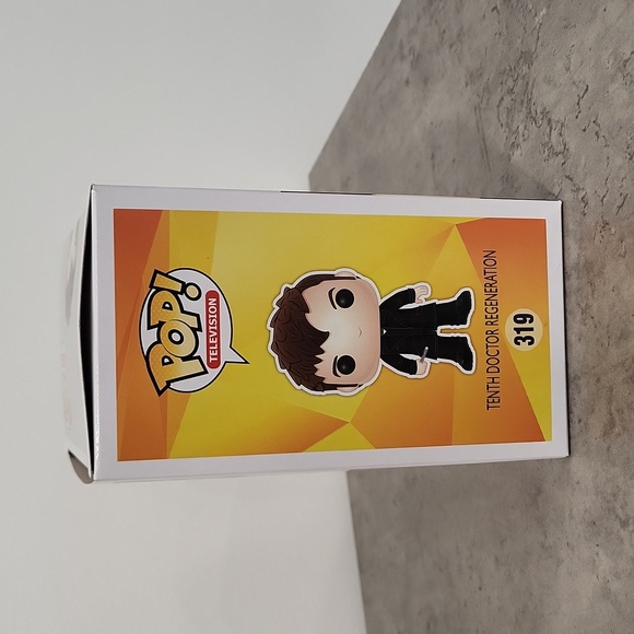Funko Pop! Doctor Who - Tenth Doctor Regeneration #319 (Glow in the Dark) - Picture 3 of 8